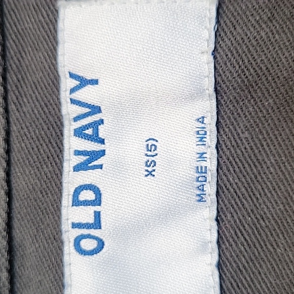 Old Navy Kids Charcoal Button Down Shirt Size 5 - Picture 2 of 7